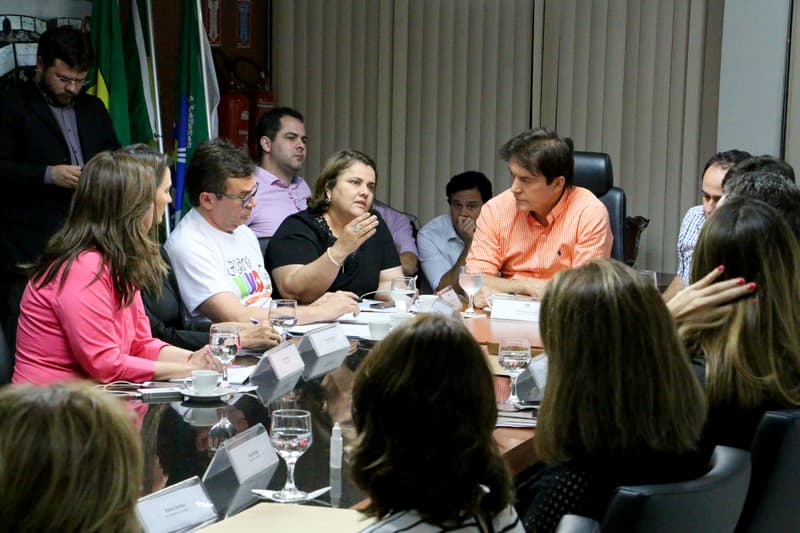 Governador garante reabertura da UTI do Maria Alice Fernandes nesta sexta-feira