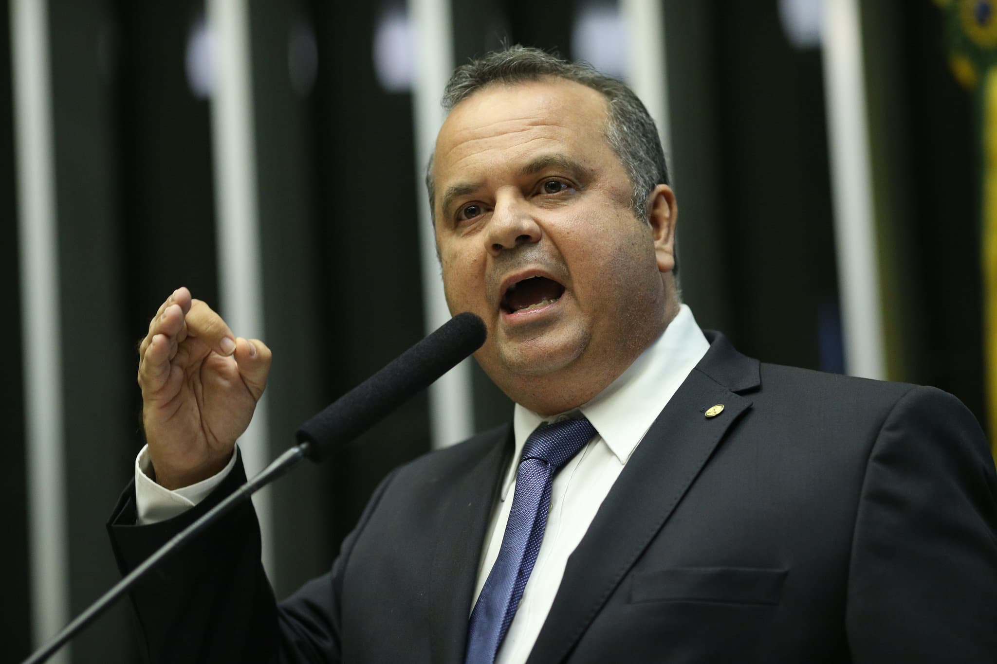 “PT preferiu montar máquina assistencialista a elevar indicadores de educação”, diz Rogério Marinho