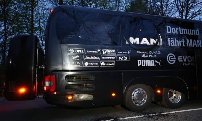 Carta achada perto de ônibus do Borussia que explodiu cita ‘Alá'