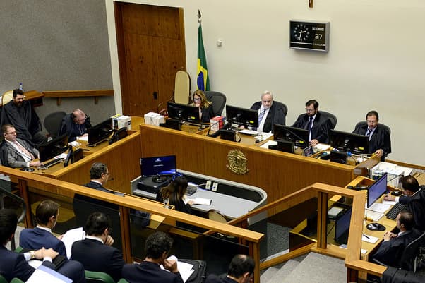 STJ decide que MP não precisa pedir autorização judicial para investigar agentes com foro especial