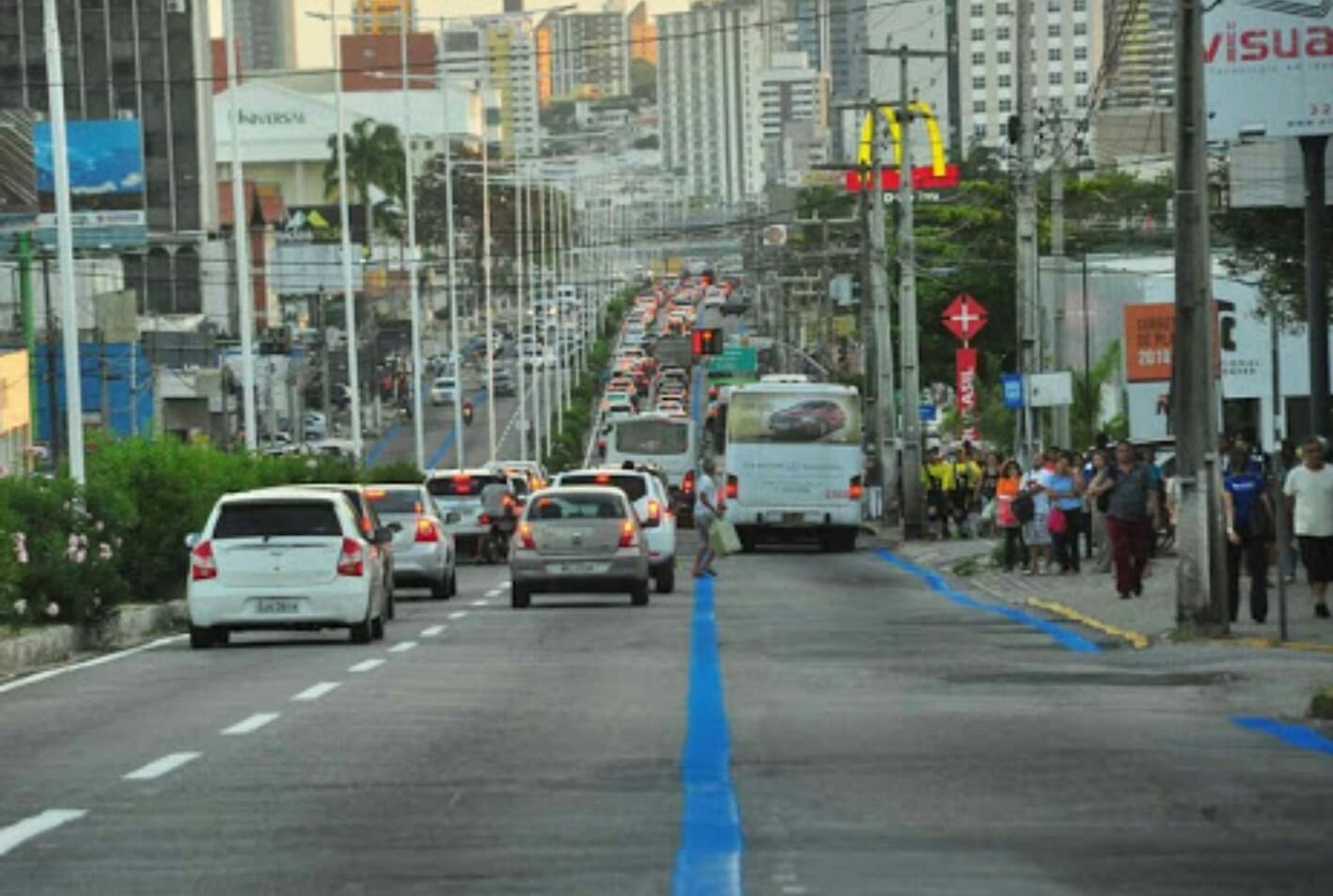 STTU vai monitorar com câmeras quem trafega em faixa de ônibus?