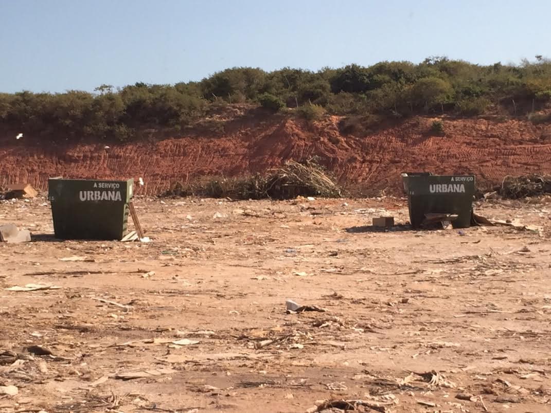 FOTOS: Prestador de Serviço da URBANA paralisa atividade por 4 meses de atrasos no pagamento