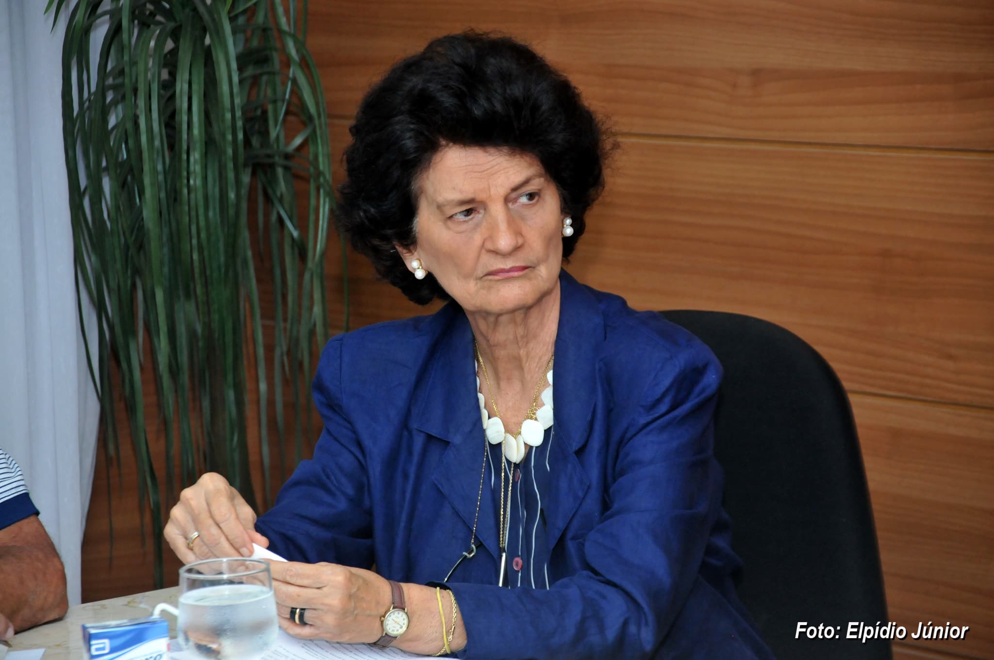 GRAVE: Vereadora Eleika denuncia retirada de recursos de Instituições de Idosos para Natal em Natal