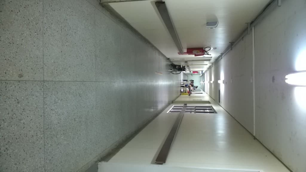FOTOS: Corredores da clínica médica do Walfredo Gurgel continuam esvaziados