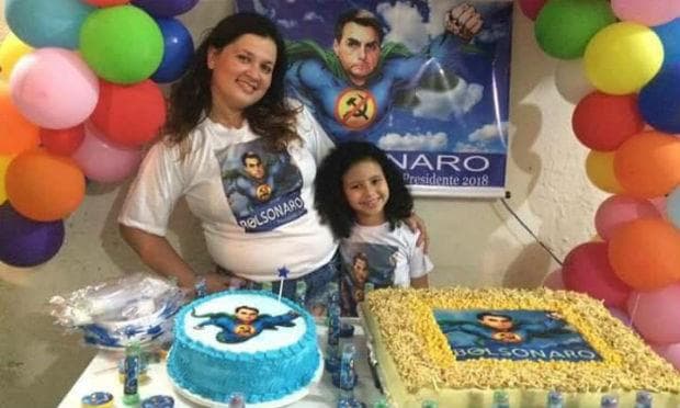 FOTO: Criança ganha festa de aniversário com o tema ‘Bolsonaro'