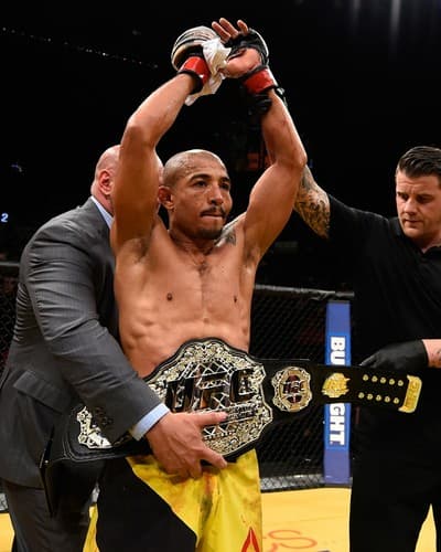 José Aldo volta a ser "Aldo", vence Edgar e recupera cinturão para o Brasil