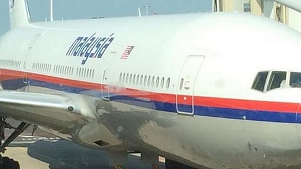 FOTO: Holandês fez brincadeira com avião antes de embarcar no voo MH-17 que foi derrubado
