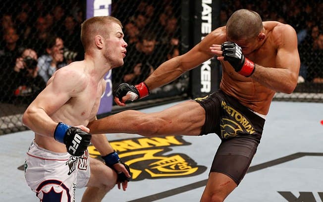 Renan Barão enfrenta Dillashaw em busca do cinturão dos galos no UFC