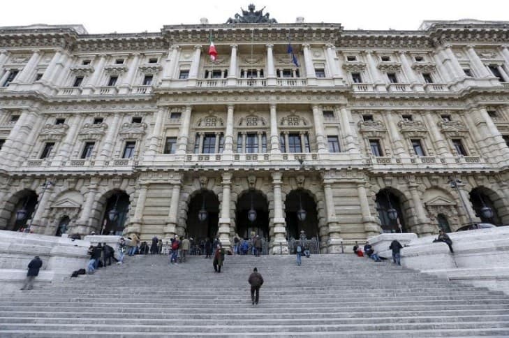 Suprema Corte italiana decide que masturbação em público não é crime