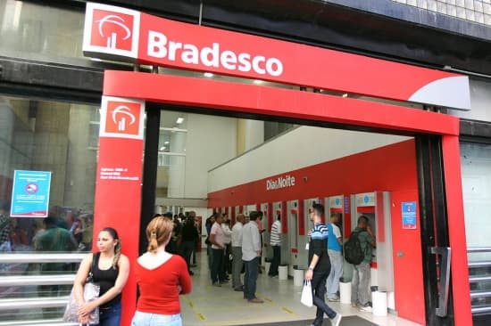 Polícia Federal pede indiciamento de presidente do Bradesco