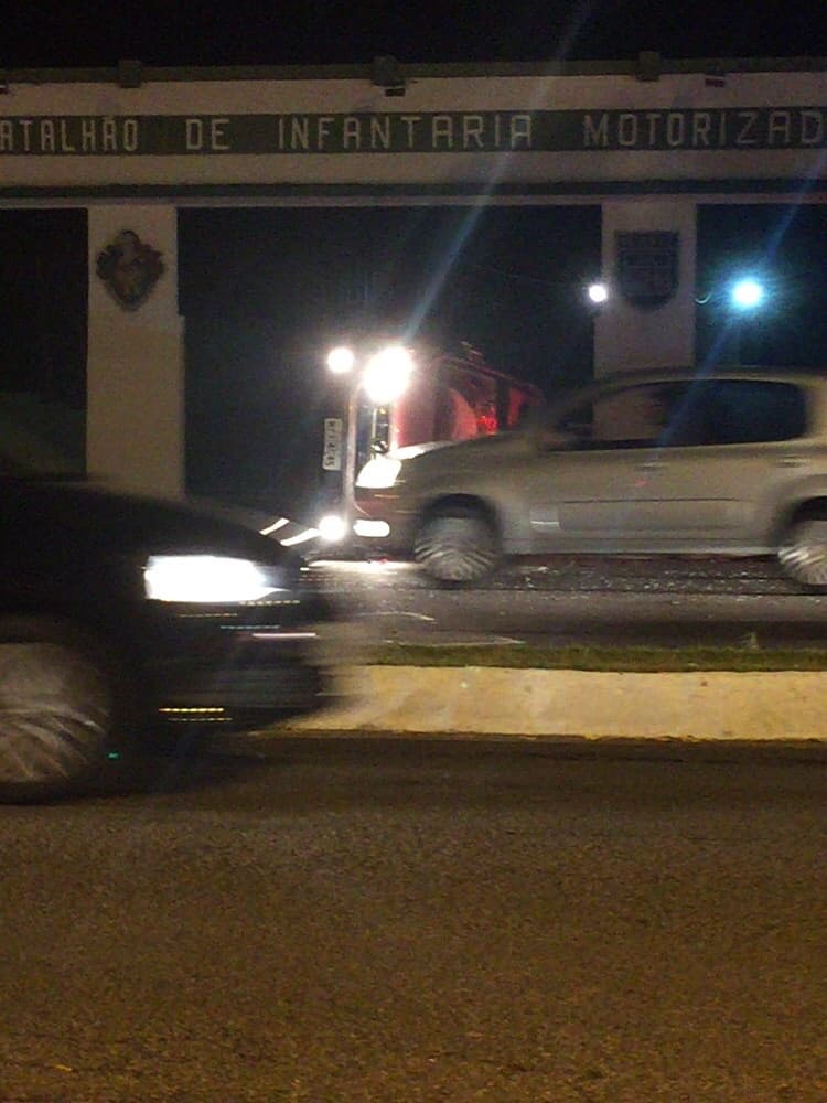 FOTO: Adolescente de 15 anos morre em acidente na BR-405