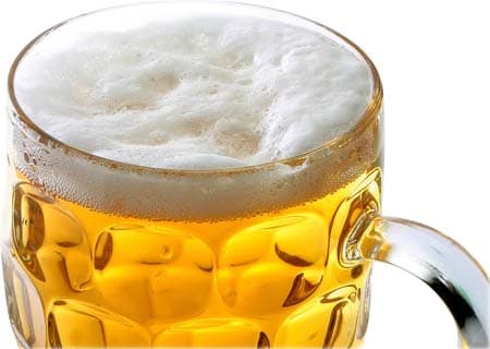 Cerveja ajuda a prevenir gripe e resfriado, diz estudos