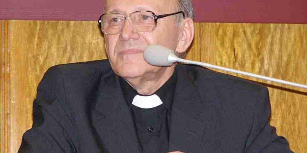 Cientista cria teoria que prova a existência de Deus e ganha prêmio