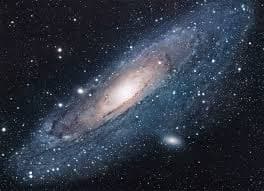 Instituto Internacional de Física realiza em Natal conferência sobre Cosmologia e Buracos Negros