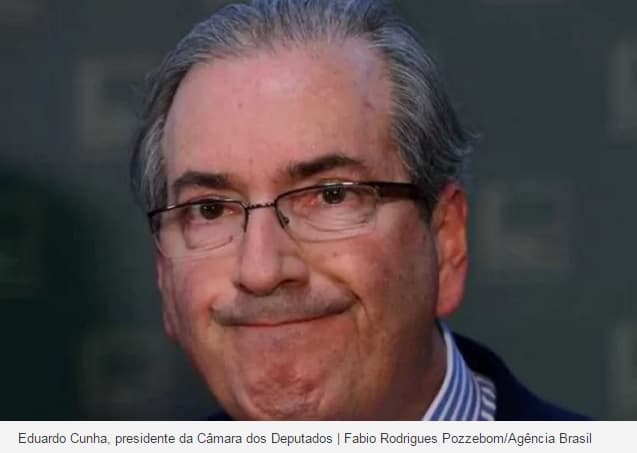 Mulher vai reclamar de presença de Cunha em restaurante e leva passa-fora de garçom