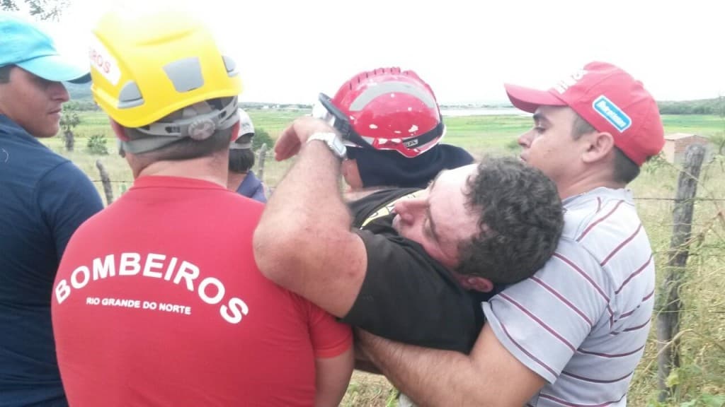 Deus guiou os bombeiros ao meu encontro”, disse homem resgatado após quase 3 dias desaparecido