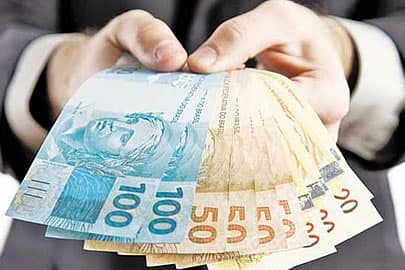 Governo libera empréstimos consignado tendo saldo do FGTS como garantia