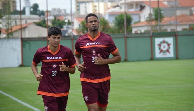 Na carteira, o goleiro Bruno terá salário de R$ 6 mil no Boa Esporte, revela Blog