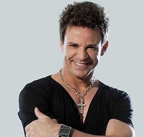 ‘Mulher feia só serve para quebrar o galho', brinca sertanejo Eduardo Costa