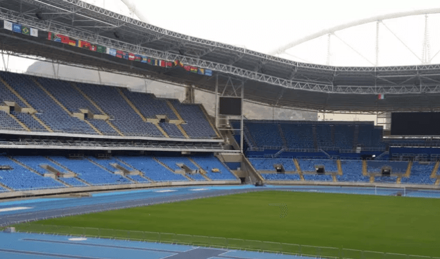 Botafogo proíbe Flamengo de jogar no Engenhão