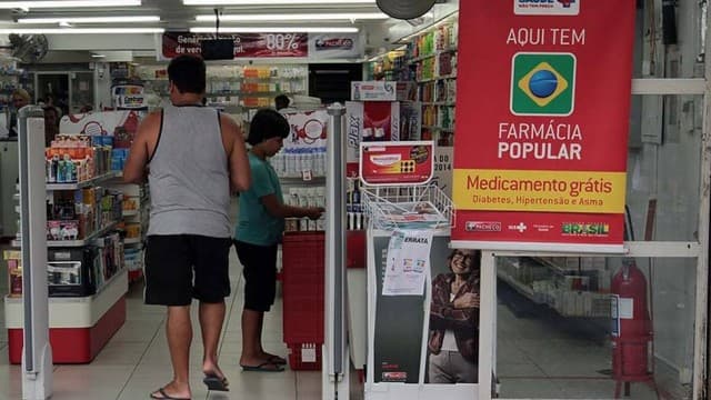 Astro do futebol americano é condenado a prisão perpétua