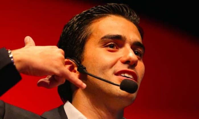 Reprovado em inglês, brasileiro vira dono de escola de idiomas