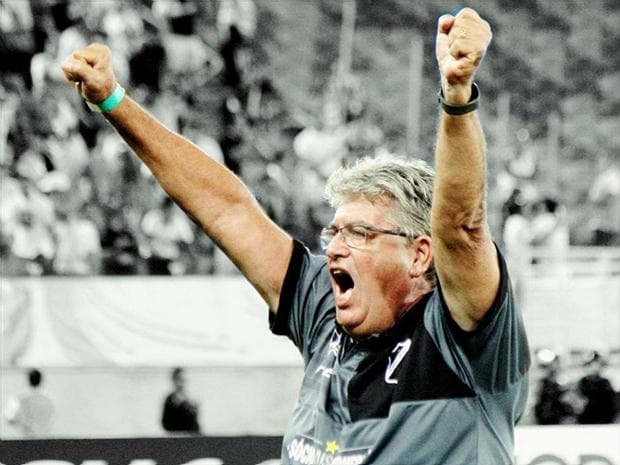 Campeão brasileiro em 2001, Geninho ressurge para o futebol na Série C