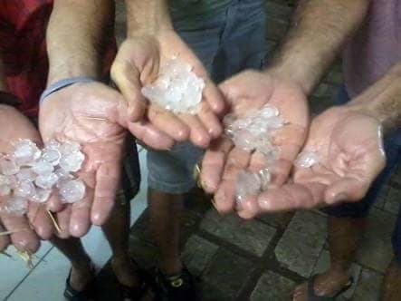 FOTO: Santana do Seridó registra chuva de granizo