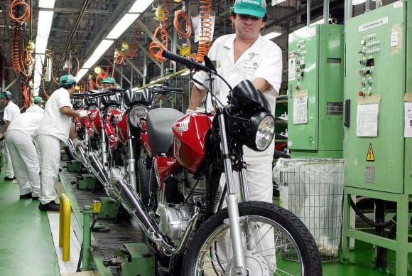 Produção de motos tem queda de quase 30% em 2016; a menor taxa desde 2002