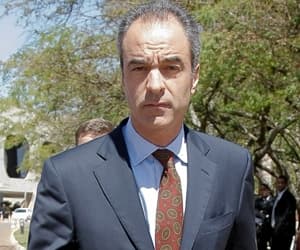 Herdeiro do Grupo Globo rebate artigo de jornal britânico sobre o impeachment