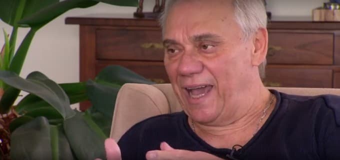 Record anuncia que Marcelo Rezende enfrenta o ‘maior desafio de sua vida'