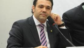Ministro do STF arquiva inquérito contra deputado Marco Feliciano