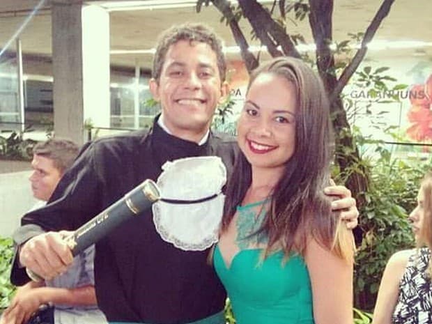 Ex-cortador de cana e filho de pedreiro se forma em medicina em Pernambuco