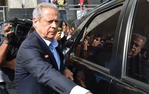 Dirceu diz que ganhou R$ 40 milhões em "consultorias", mas está em "dificuldades"