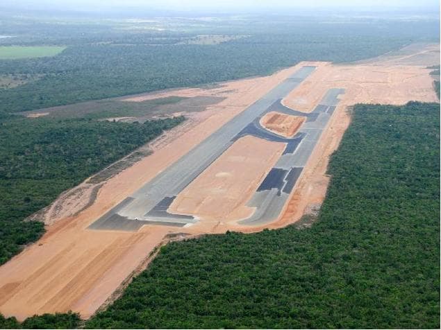 Reforma da pista do aeroporto de SGA é destaque na Folha de SP
