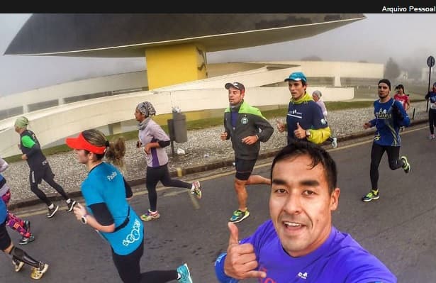 Selfies no meio de corridas e treinos aumentam o risco de lesões e acidentes
