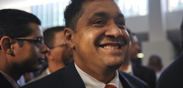 Desiludido, Tiririca vai abandonar a política e quer voltar a ser palhaço