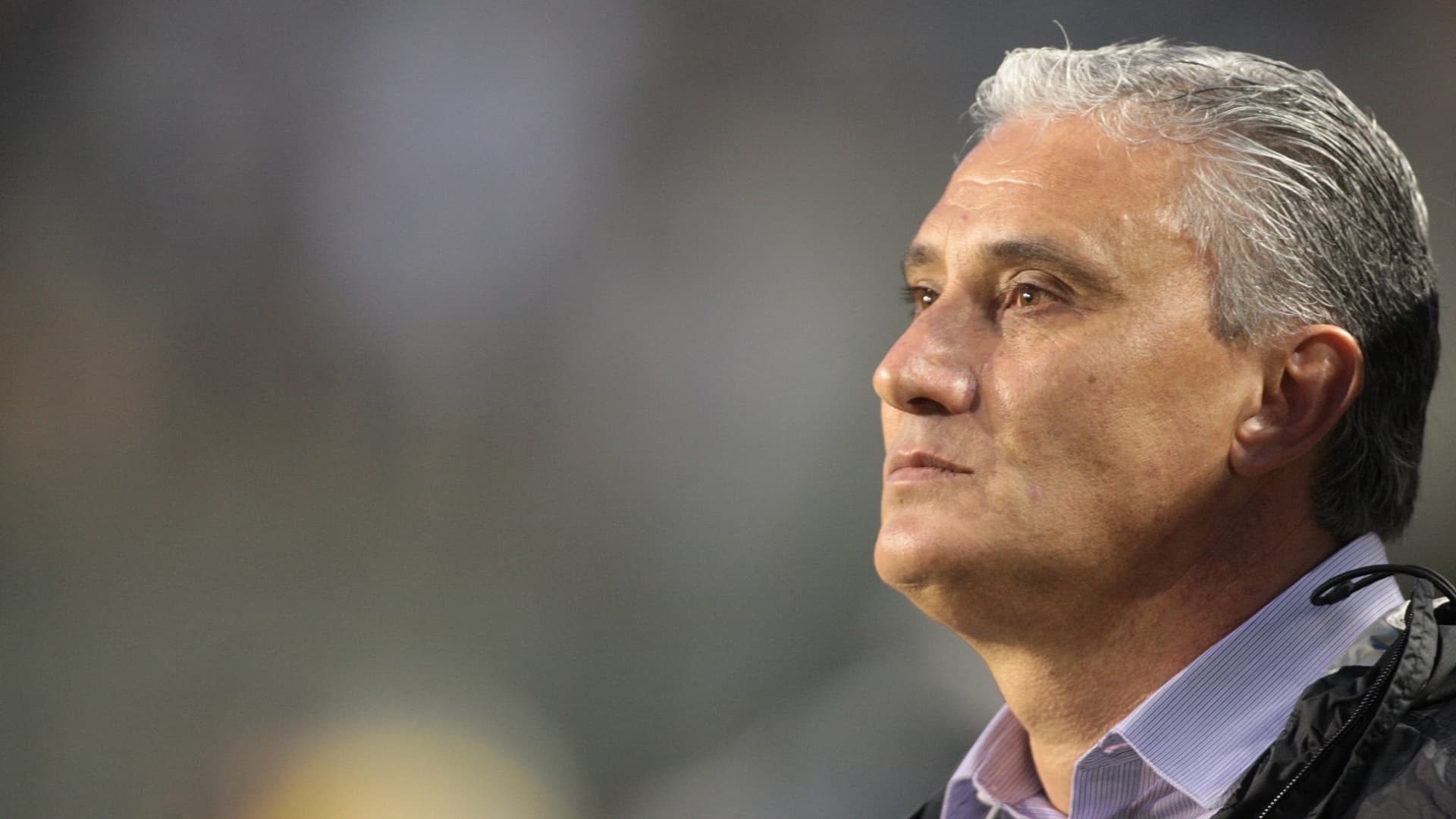 Comissão técnica controla ansiedade de Tite: 300 ideias e muito trabalho