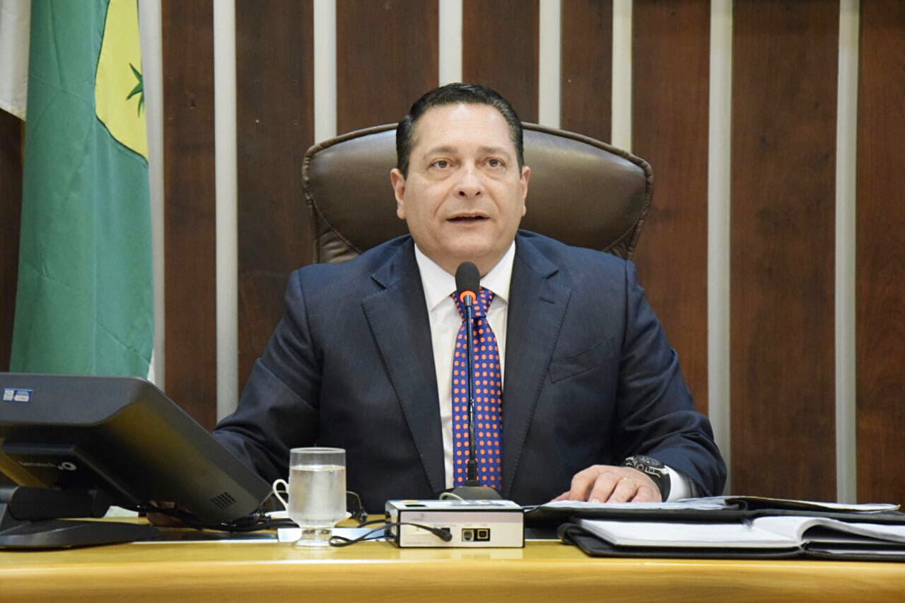 Aprovado: Projeto de Ezequiel ampara consumidor de serviço de TV por assinatura