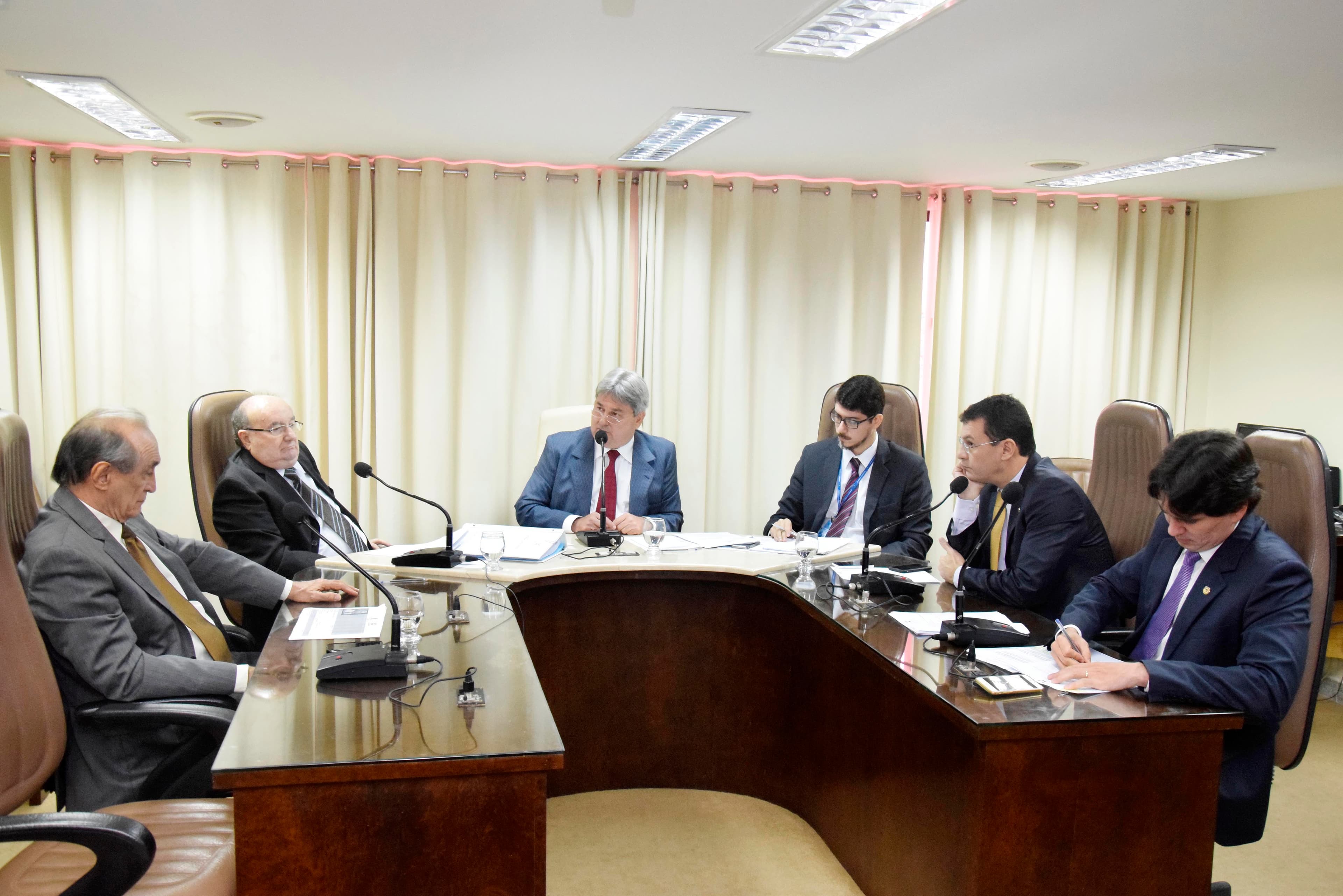 Lei Orçamentária para 2017 vai tramitar na Comissão de Finanças da Assembleia