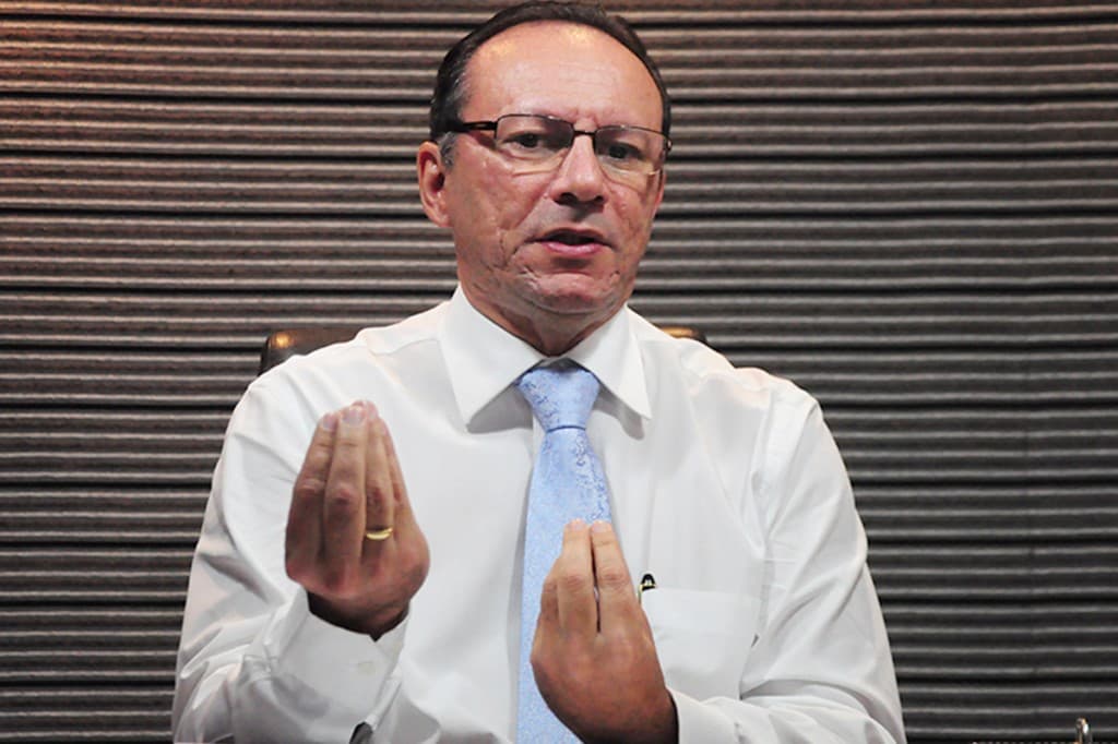 Raniere Barbosa deixa Semsur para ser líder de Carlos Eduardo e pode ser o vice