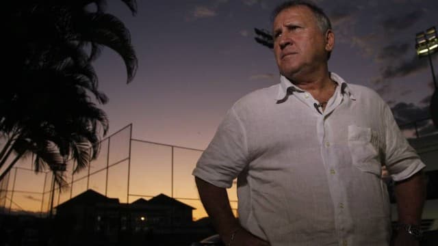 Zico levanta suspeita sobre Dunga e Gilmar: ‘Seleção não é balcão de negócios'
