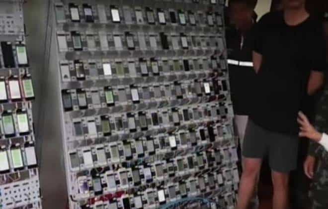 Operação fecha ‘fazenda de cliques' com 400 iPhones e 350 mil chips de celular