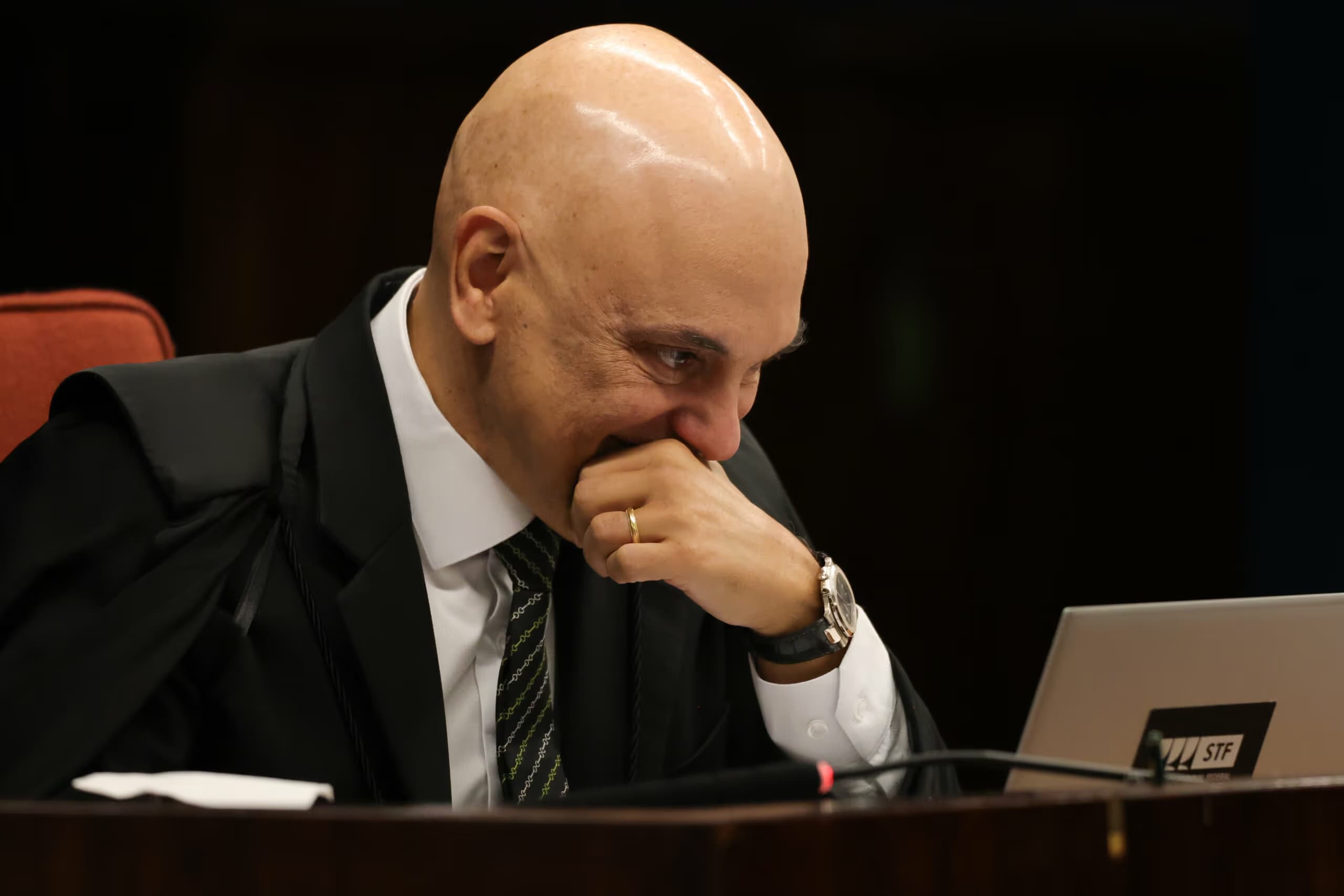 [ANÁLISE] ‘O ANTAGONISTA': O ministro Alexandre de Moraes determinaria a prisão de Alexandre de Moraes?