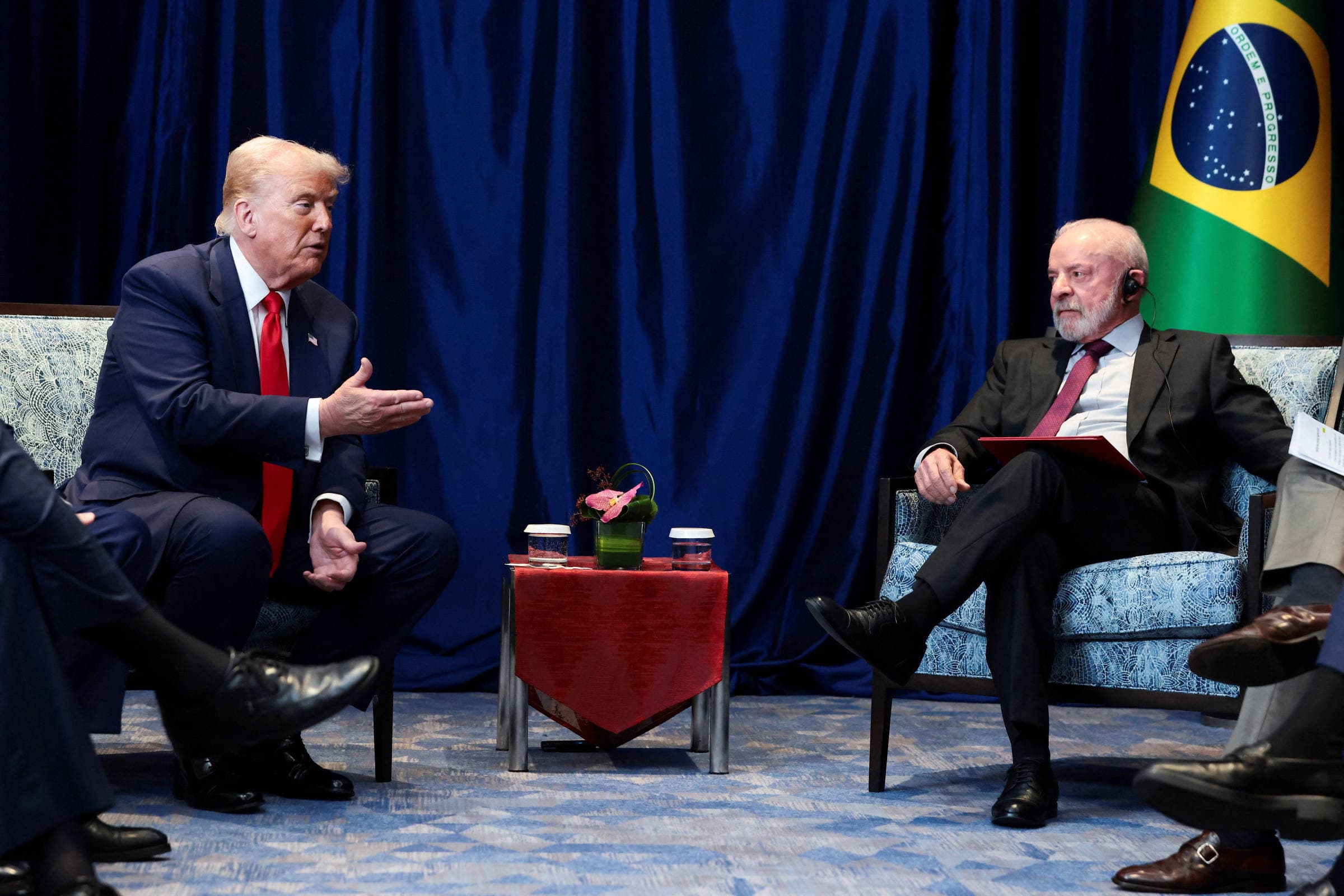 Tarifas podem ser negociadas muito rapidamente, diz Trump sobre reunião com Lula
