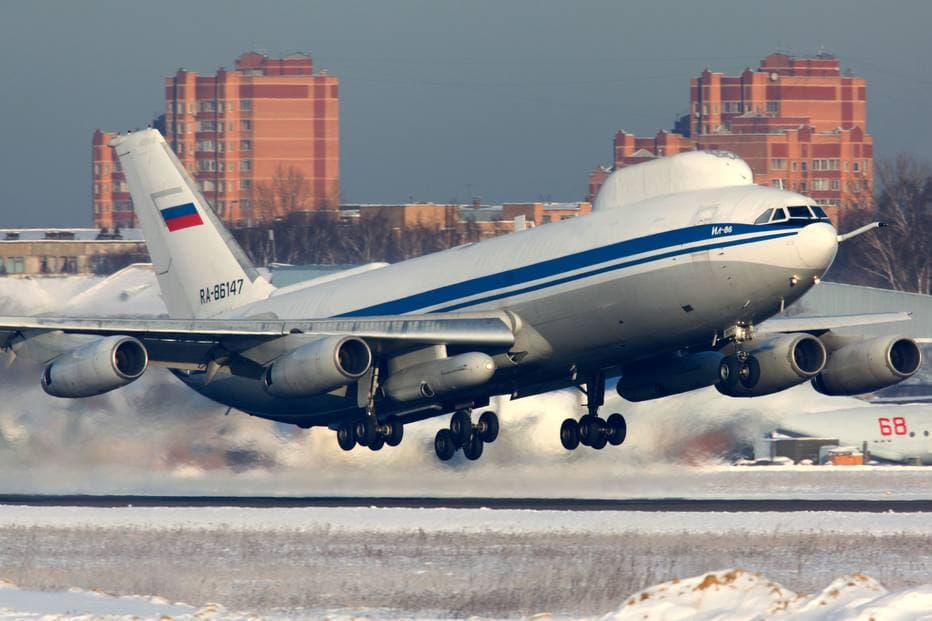 Rússia decreta emergência após roubo de material no ‘avião nuclear do presidente'