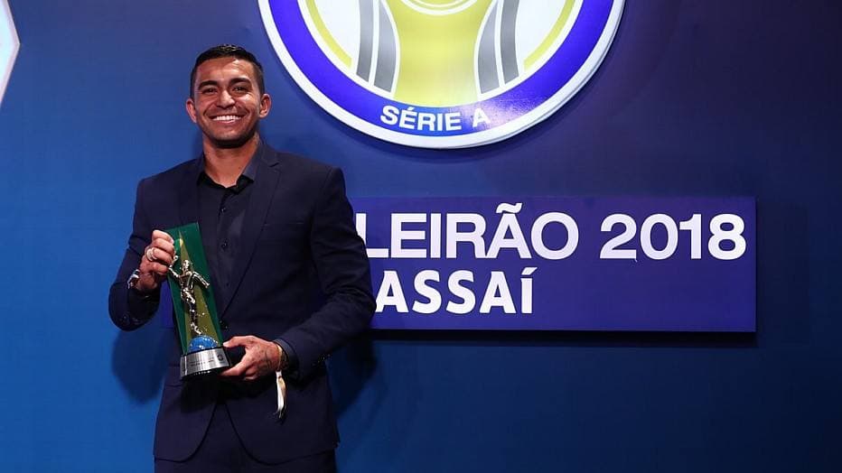 Dudu é eleito o craque do Brasileirão e Felipão, o melhor treinador. Vejam todos os escolhidos