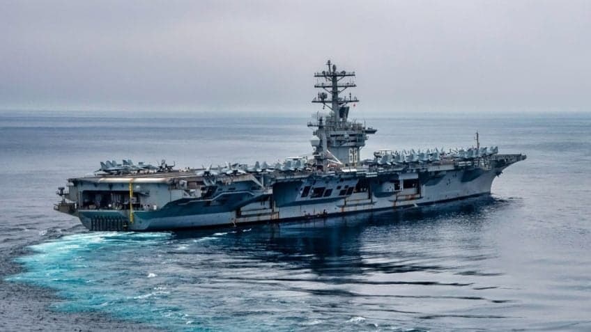 EUA enviam porta-aviões ao Brasil para realização de exercícios navais