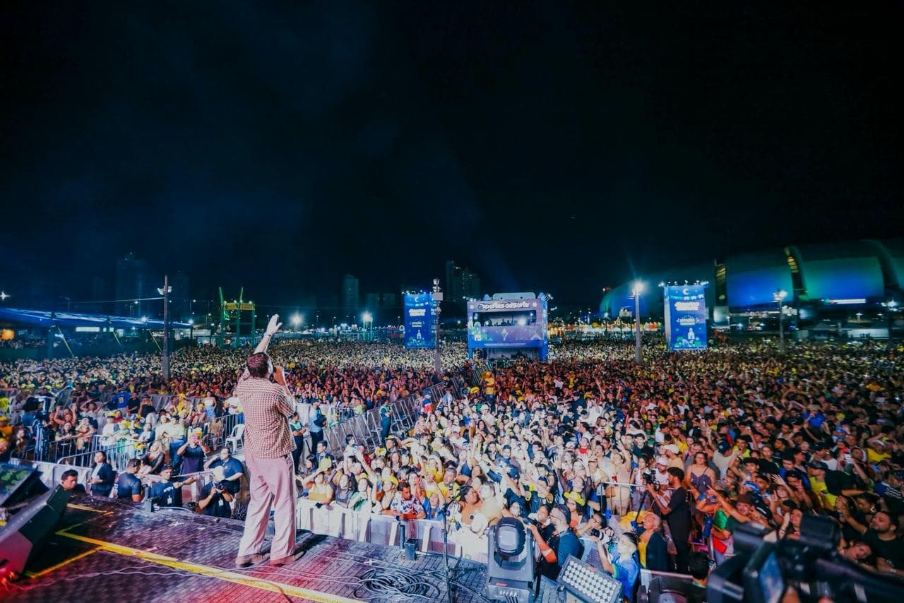 Vitória da Seleção Brasileira e shows nacionais marcam noite de sexta-feira (19) no São João de Natal