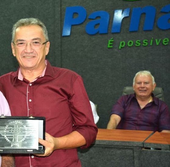 Propinas no contrato de iluminação de Parnamirim foram pagas até dezembro de 2017 e tem no centro o secretário forte nas gestões de Agnelo e Maurício Marques